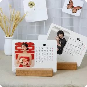 Lịch đế gỗ để bàn